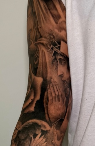 Tatuaje black Santiago