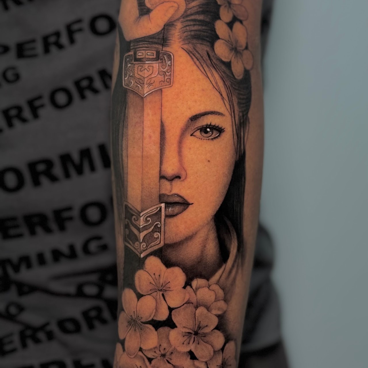 Tatuaje black Santiago