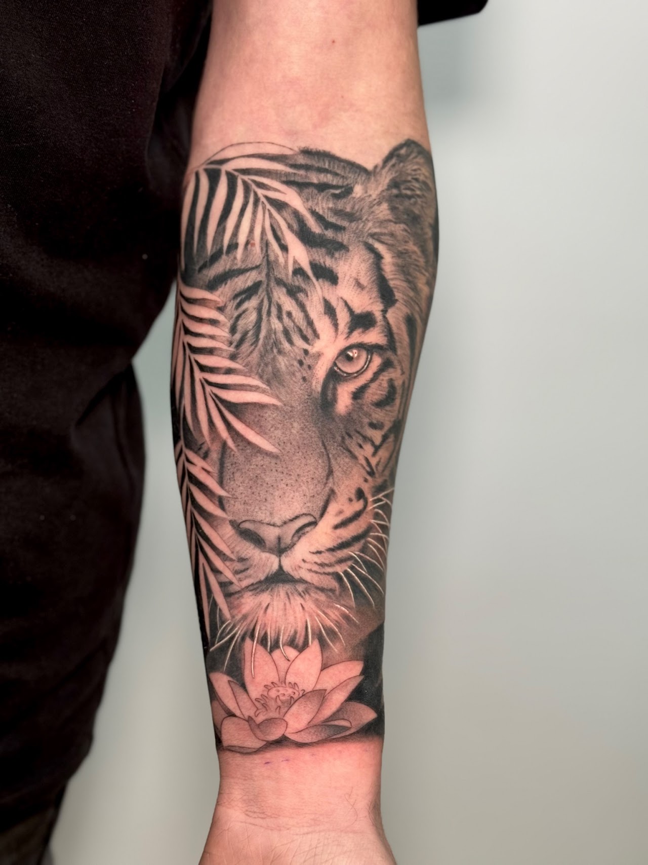 Tatuaje black Santiago