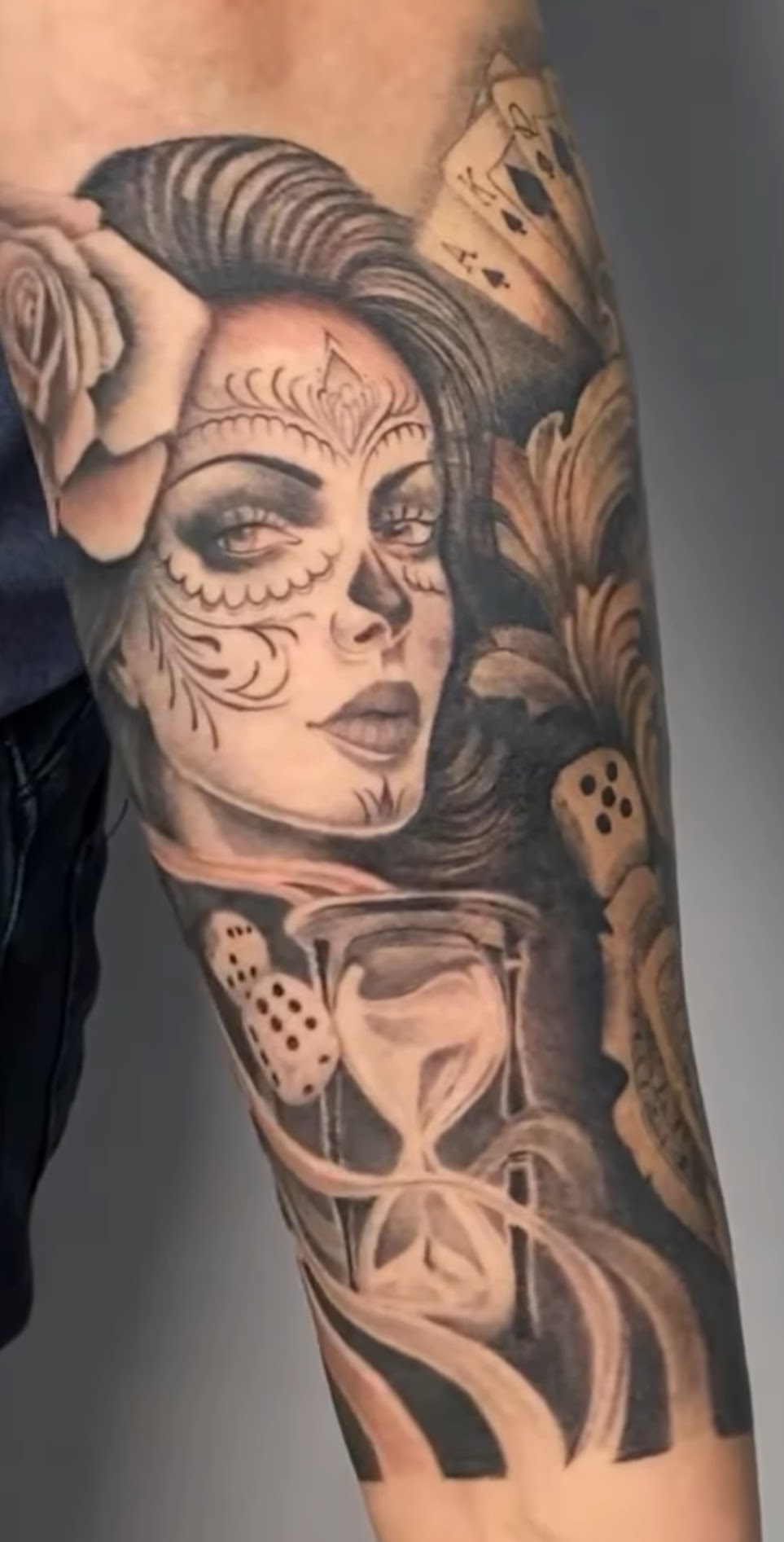 Tatuaje black Santiago