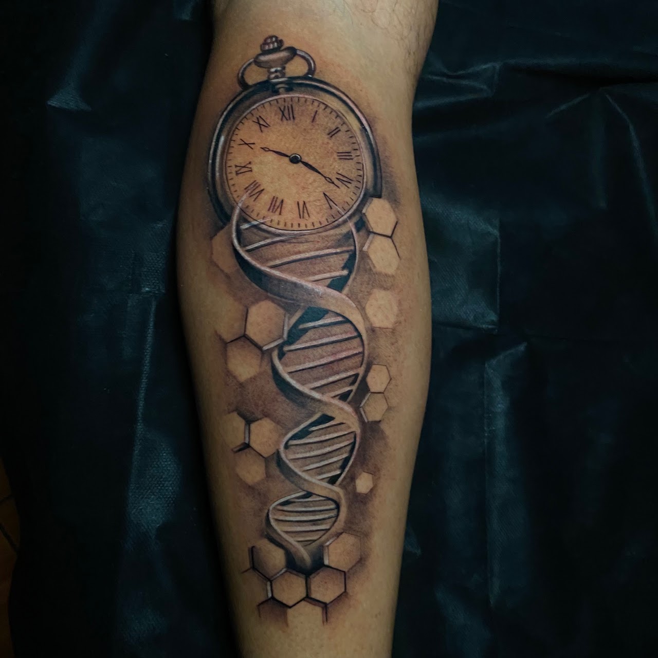 Tatuaje black Santiago