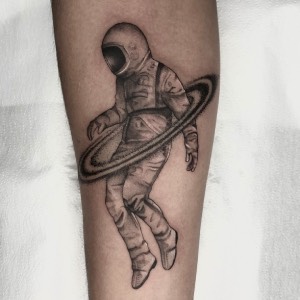 Tatuaje black Santiago