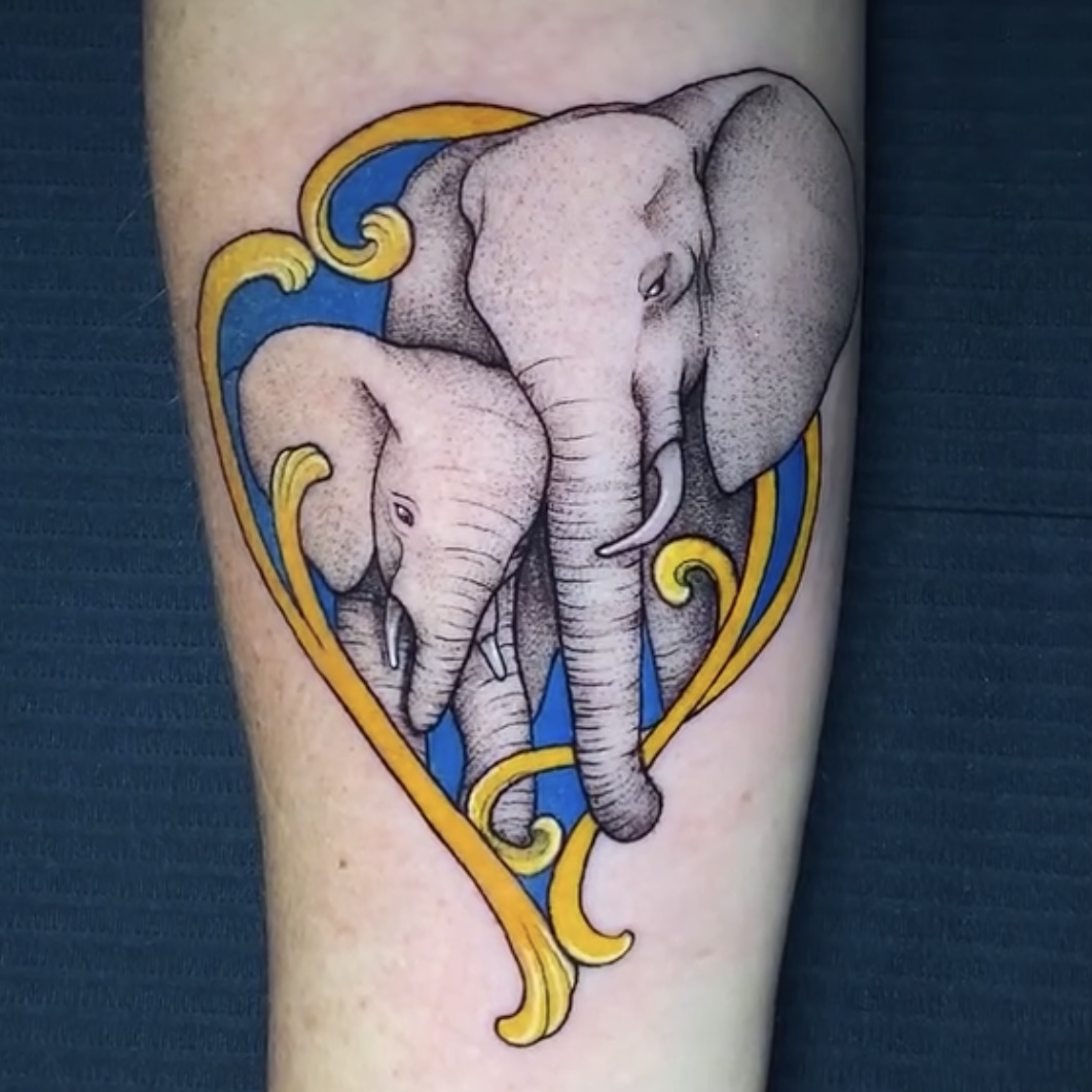 Tatuaje color Santiago