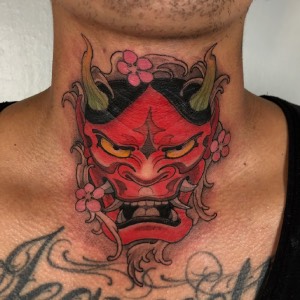 Tatuaje color Santiago